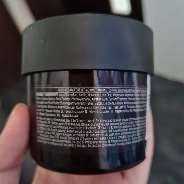 review photo of The Body Shop Himalayan Charcoal Purifying Glow Mask shared by @monisha15 on 22 Mar 2021 - review