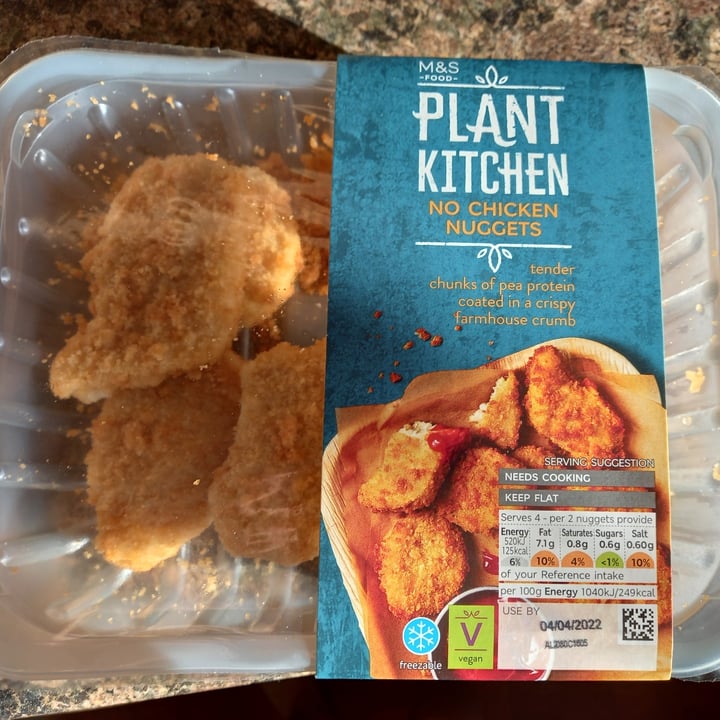 photo of Plant Kitchen (M&S) No chicken nuggets shared by @marivezza on  27 Mar 2022 - review