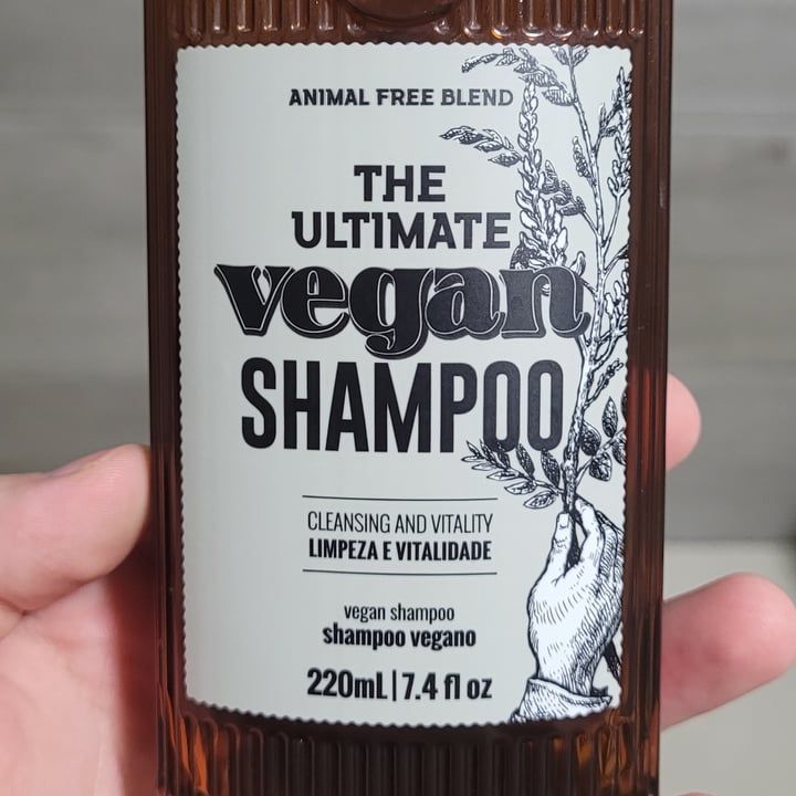 photo of the ultimate vegan shampoo shampoo shared by @vitorcosta on  22 Apr 2022 - review