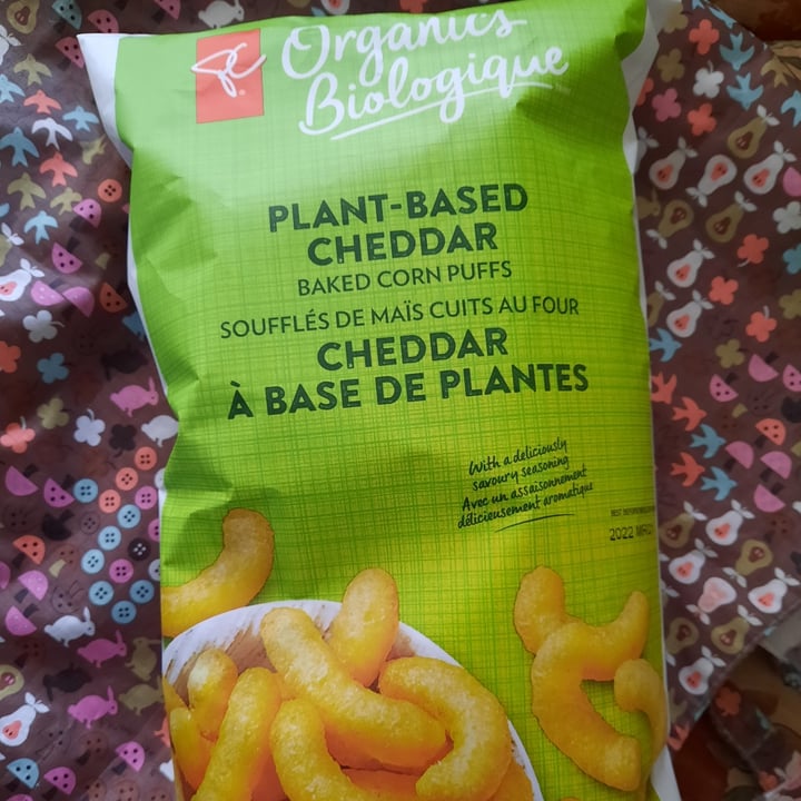 photo of PC Organics PC Organics Plant-based cheddar baked corn puffs shared by @foodlovinvegan on  30 Jun 2021 - review