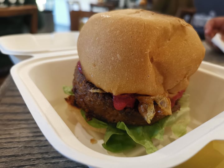 photo of Lexi's Healthy Eatery Beyond Burger shared by @josphua on  28 Nov 2019 - review