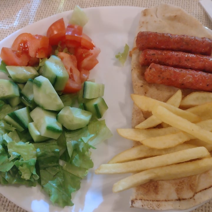 photo of 4 Directions family restaurant Sausages with Fries and Salad shared by @felice on  27 Jan 2022 - review