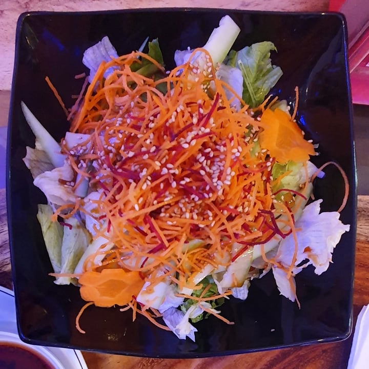 photo of Shari Maki Ensalada mixta shared by @patriciaph on  10 Aug 2021 - review