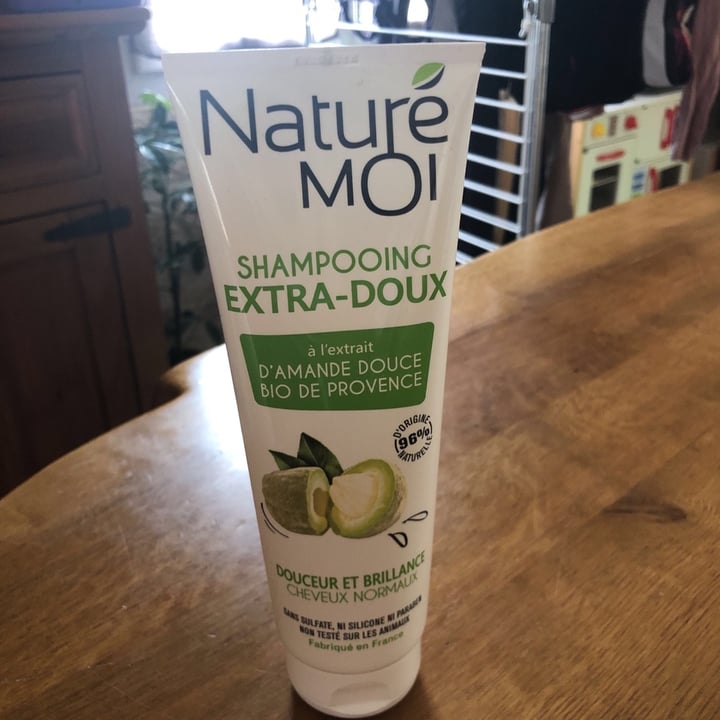 photo of Naturé Moi Shampooing Extra Doux D'Amande Douce Bio De Provence shared by @audrey17000 on  14 Mar 2020 - review