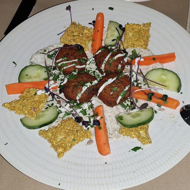 Photo of the dish “Vegan Cheese With Homemade Crackers”