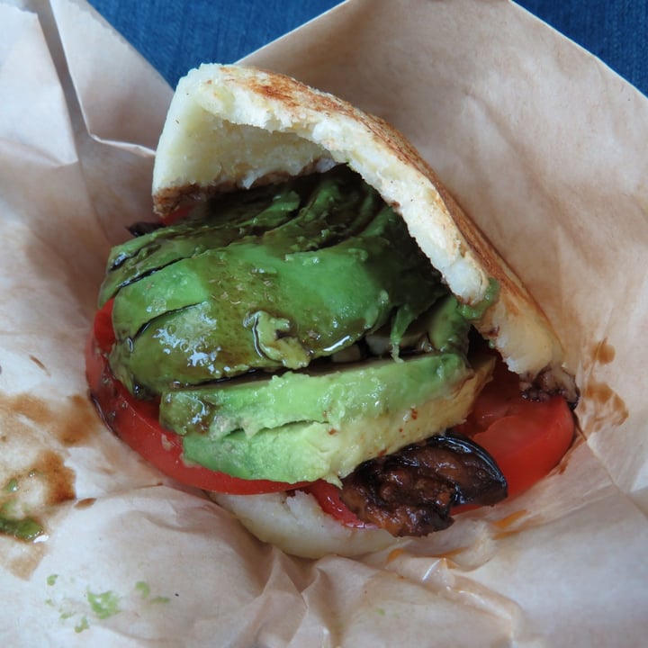 photo of Gusto Gourmet “Vegan” (eggplant sandwich) shared by @lovemeganphotography on  20 Oct 2021 - review
