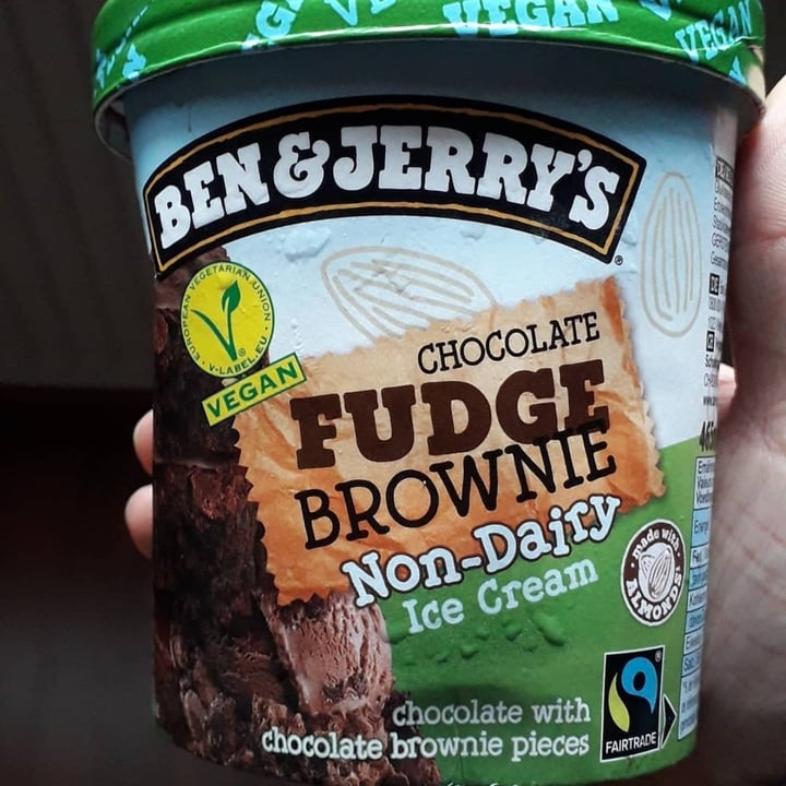 photo of Ben & Jerry's Chocolate Fudge Brownie Non-Dairy Ice Cream shared by @natcoops on  05 Nov 2020 - review
