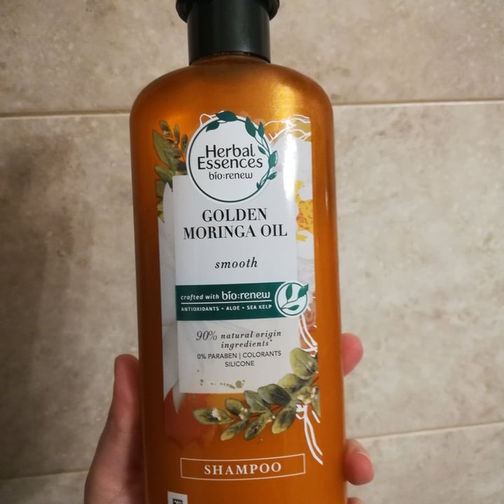 photo of Herbal Essences Shampoo Golden Moringa Oil shared by @rociosuareznavarro on  01 Jul 2020 - review