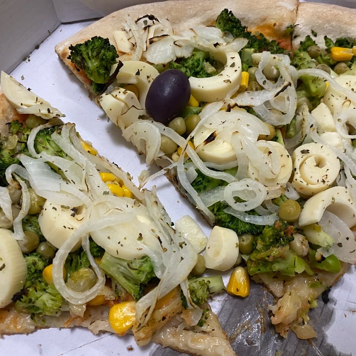 photo of Gio & Peppe Pizzaria pizza vegetariana (vegana) shared by @karingreco on  08 Aug 2022 - review