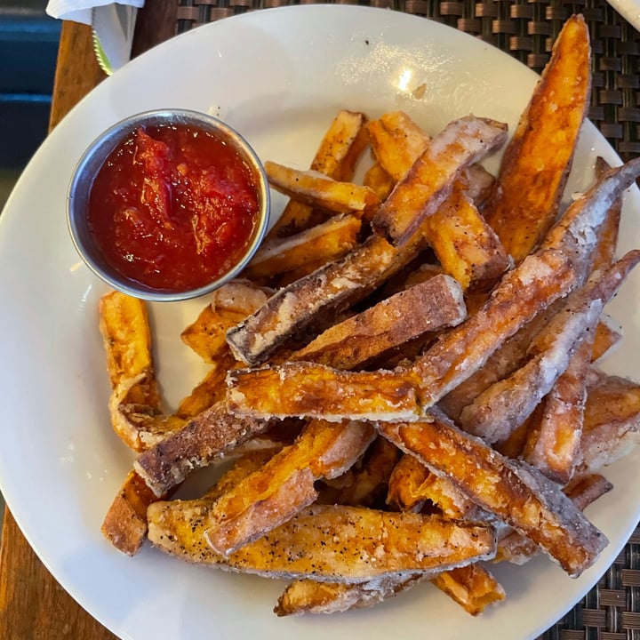 photo of G Zen Sweet Potato Fries shared by @choliebot on  07 Sep 2021 - review