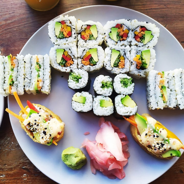photo of Earth Deli Sushi shared by @michthevegan on  18 Jul 2021 - review