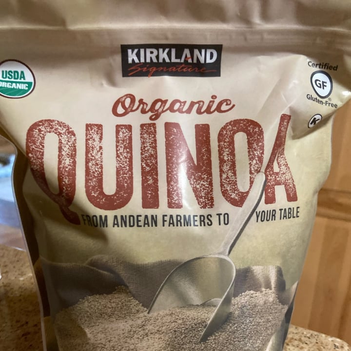 photo of Kirkland Signature Quinoa organica shared by @lisa1084 on  02 Dec 2021 - review
