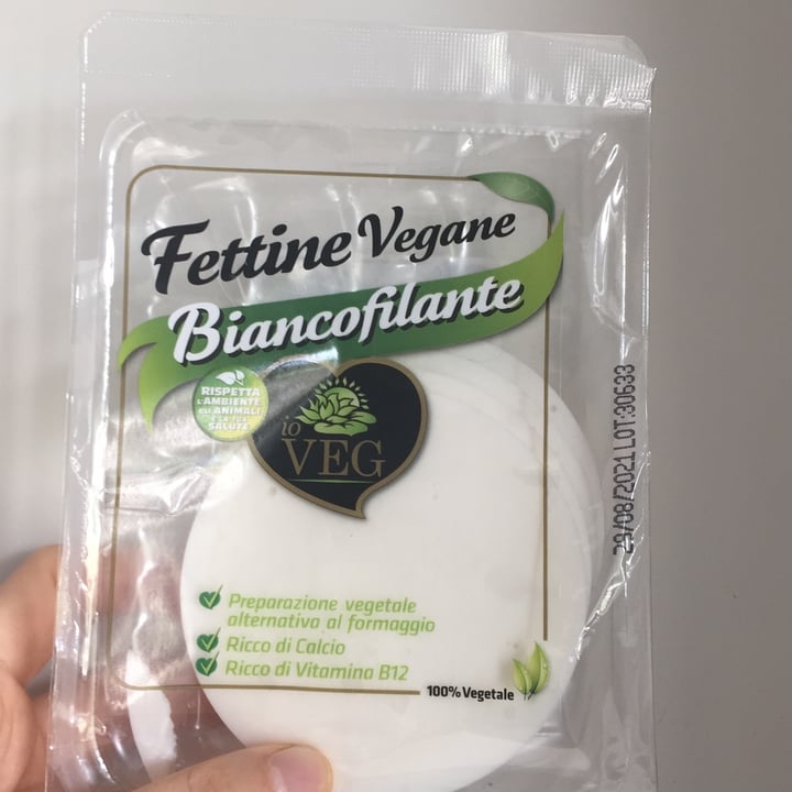 photo of ioVEG Fettine vegane bianco filante shared by @bozhenagoutnik on  12 Apr 2021 - review