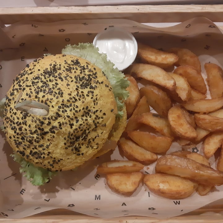 photo of Flower Burger Roma Spicy cecio shared by @aledenobile on  02 Sep 2022 - review