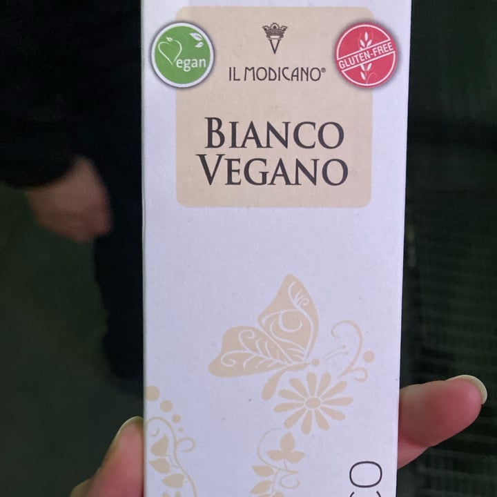 photo of Il modicano Bianco Vegano - White Chocolate  shared by @homemademood on  24 Nov 2021 - review