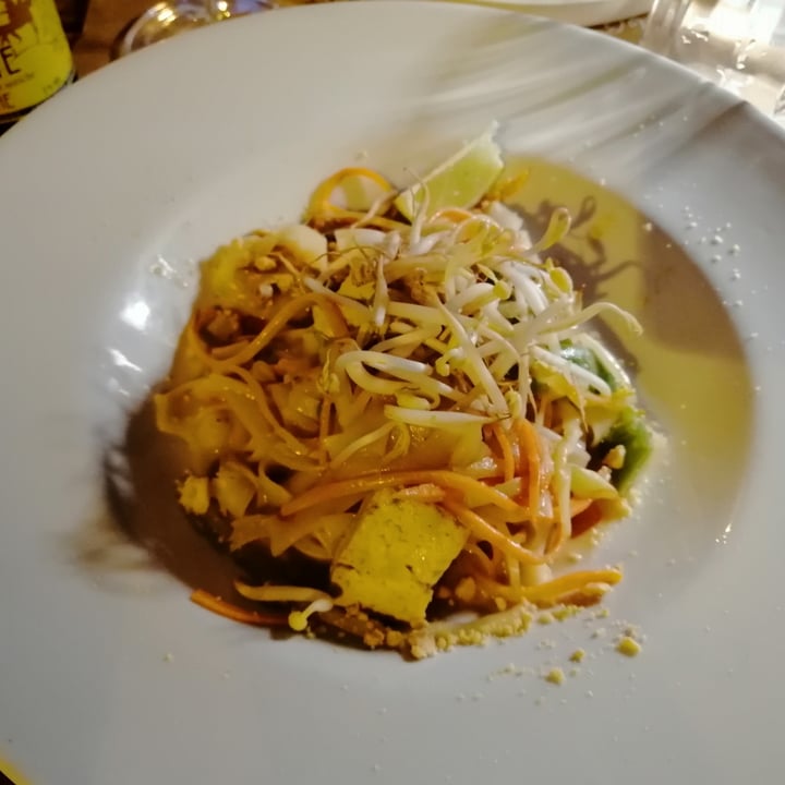 photo of Sementis Vegan Pad Thai shared by @grippin80 on  23 Jun 2022 - review