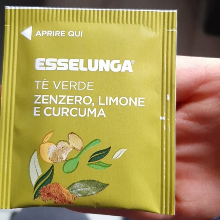 review photo of Esselunga Tè verde zenzero limone e curcuma shared by @uvettina on 23 Jan 2022 - review