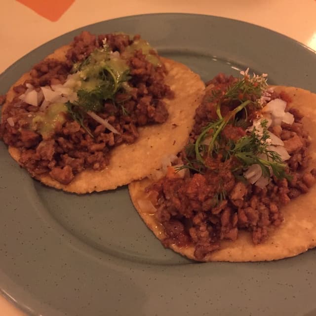 Foto del piatto “Tacos campechanos de chorizo y asada”