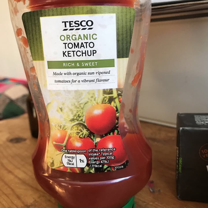 photo of Tesco Organic tomato ketchup shared by @zebedee on  22 Apr 2020 - review