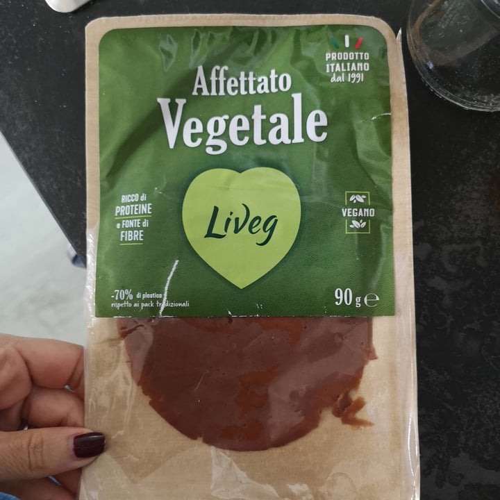 photo of Liveg affettato vegetale shared by @vmarangoni1709 on  31 Oct 2022 - review