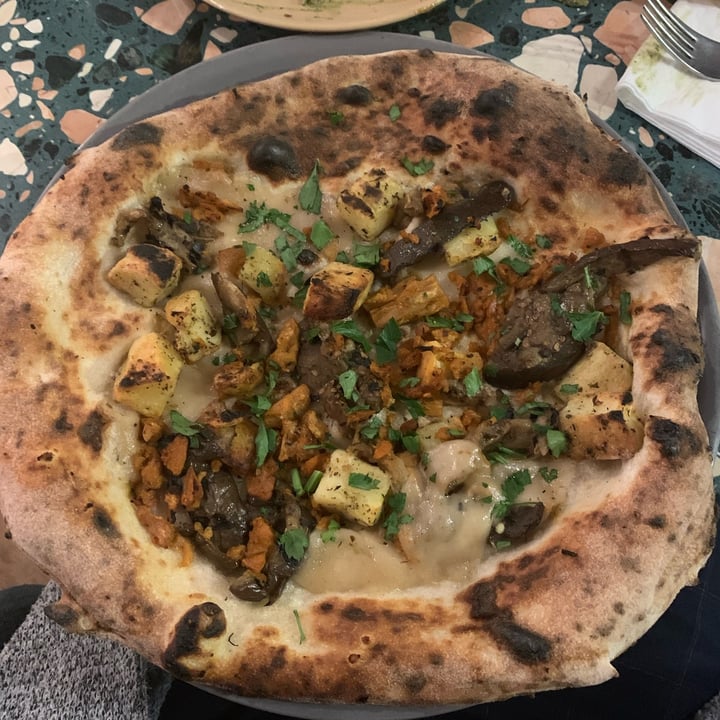 photo of Purezza - Vegan Pizza Camden The One With The Potatoes shared by @casealessandro on  20 Oct 2021 - review