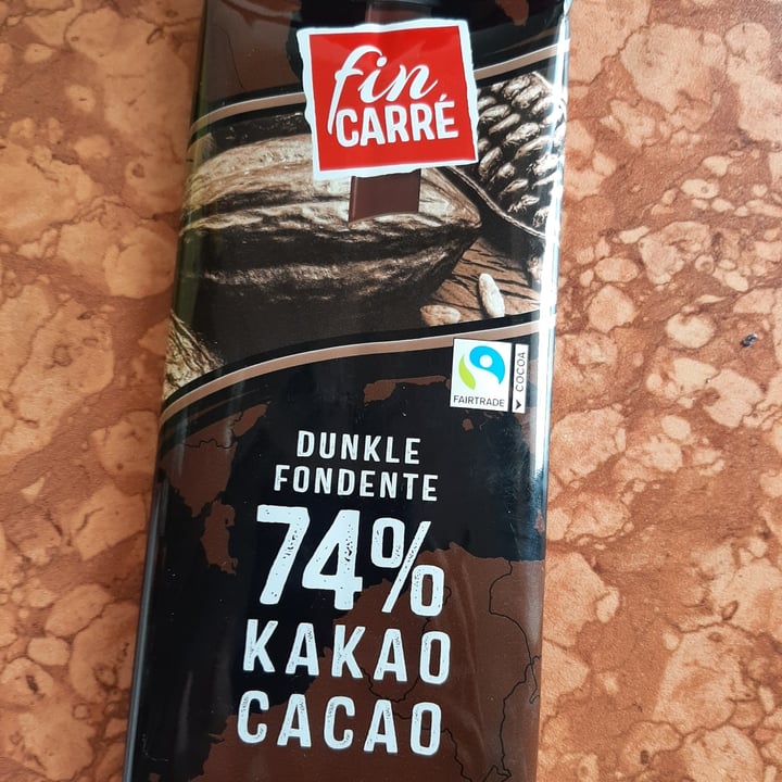 photo of Fin Carré 75% cioccolato fondente shared by @aculem on  07 May 2022 - review