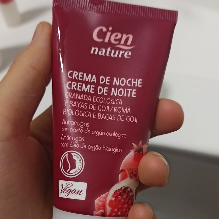 photo of Cien Crema de Noche Granada Ecologica shared by @yasy on  23 Dec 2020 - review