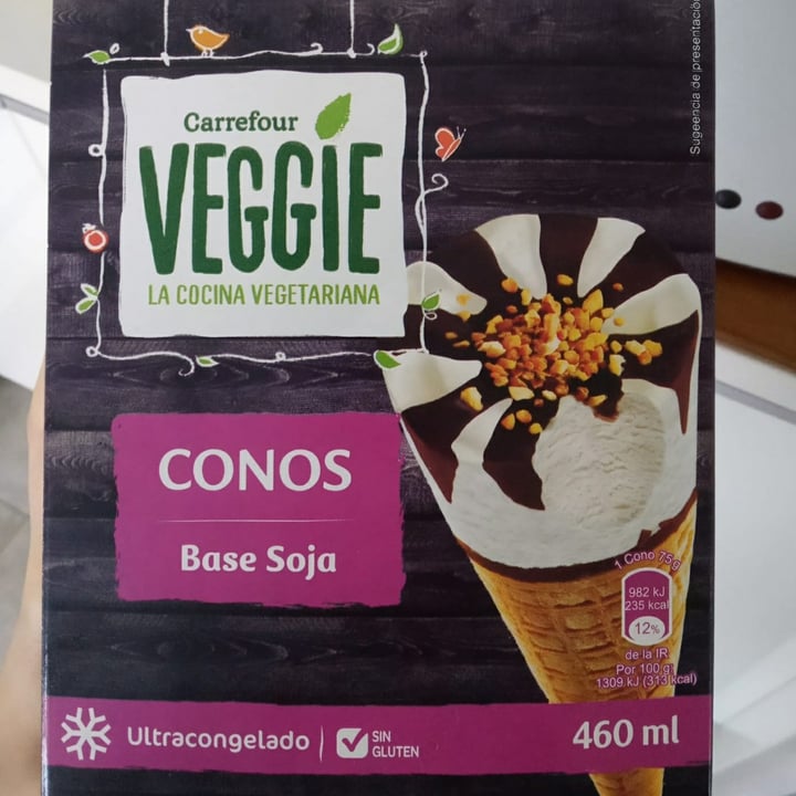 photo of Carrefour  Helado Tipo Cono Base Soja shared by @kaoticsheep on  22 Jul 2021 - review