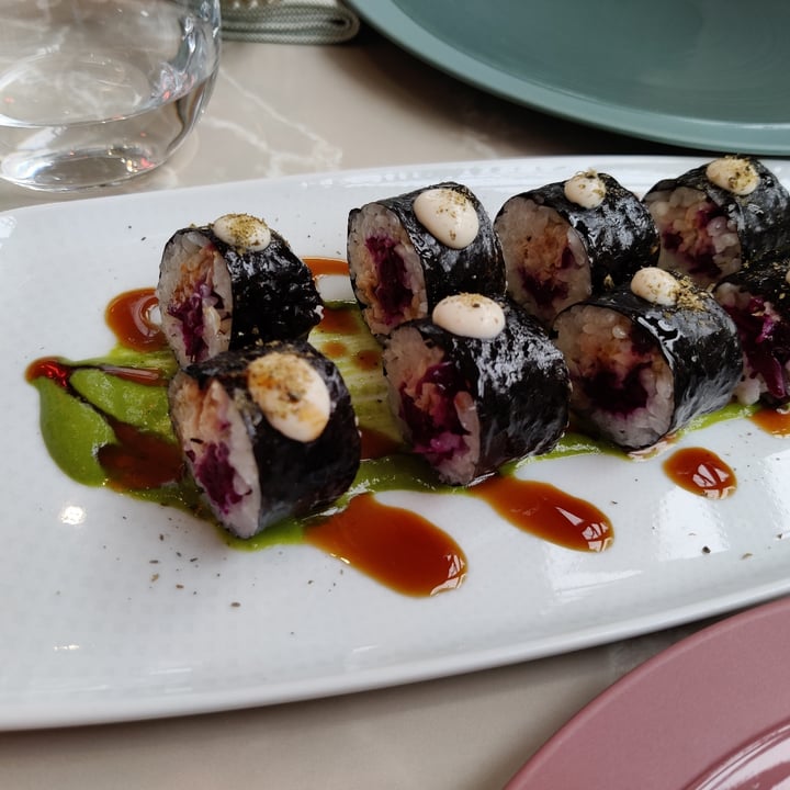 photo of Linfa Milano - Eat Different Jackfruit Crab Sushi shared by @claudiog on  27 Mar 2022 - review