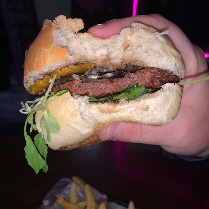 photo of Lado V Not Burger Milipili shared by @hippysunflower on  22 Aug 2021 - review