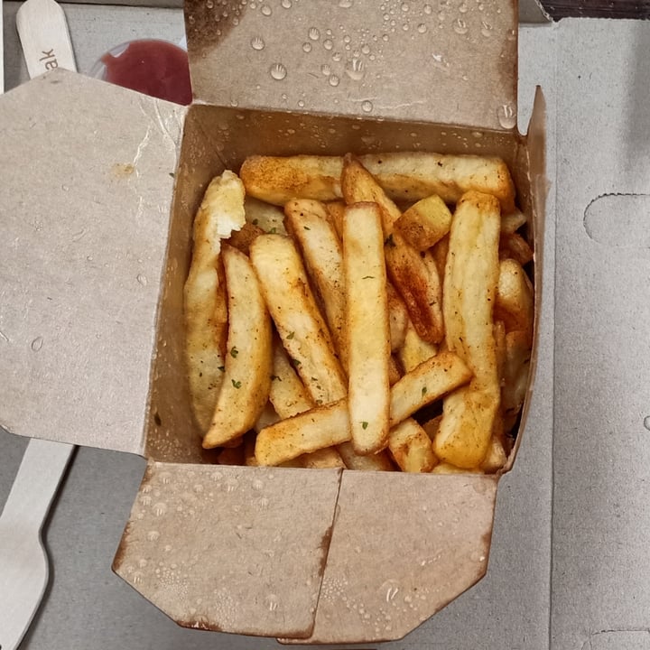 photo of Gorilla Kitchen Fries shared by @weeney on  01 Feb 2022 - review