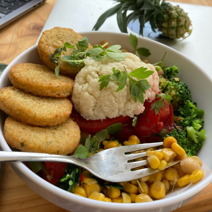 review photo of Bistro 36 Salad Bowl shared by @forestfairy on 18 Oct 2022 - review