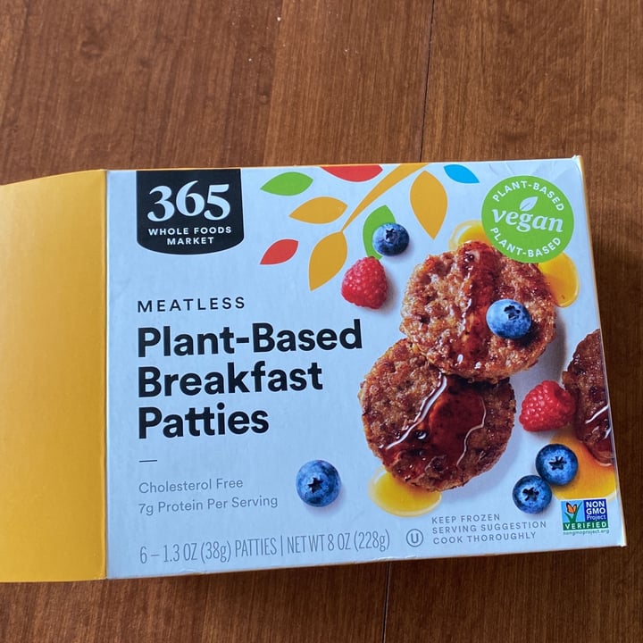 photo of 365 Whole Foods Market Meatless Plant-Based Breakfast Patties shared by @nathlena19 on  13 Nov 2022 - review