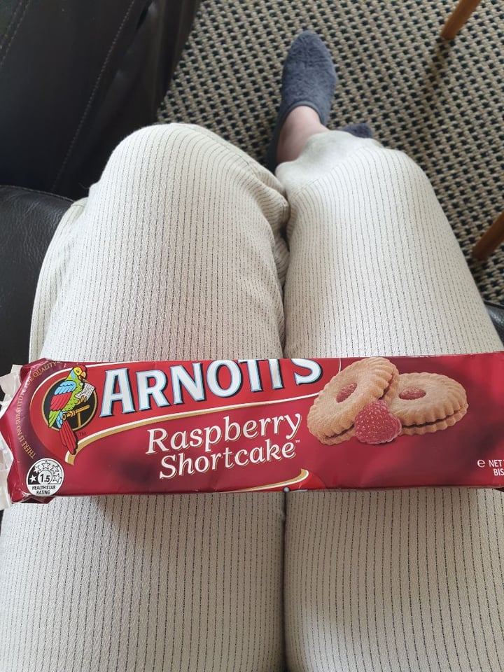 photo of Arnott's Raspberry Shortcake shared by @minimaljenna on  13 Apr 2020 - review