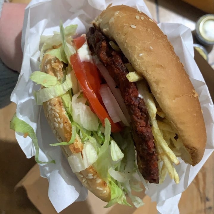 photo of Paradero V Burger clásica shared by @sergioger21 on  07 Apr 2022 - review