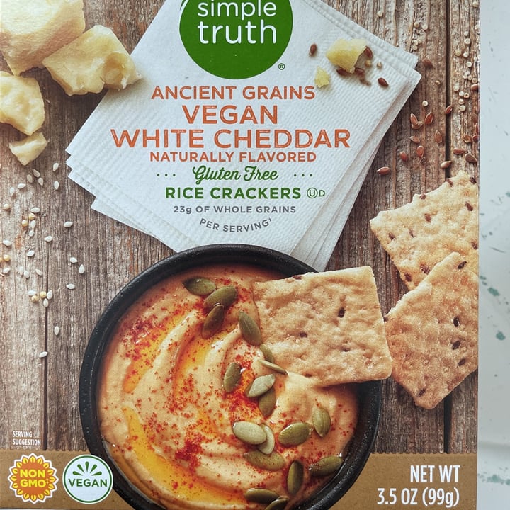 photo of Simple Truth Ancient grains vegan white cheddar gluten free rice crackers shared by @j747 on  17 Apr 2021 - review