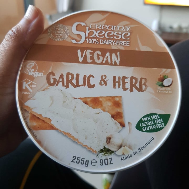 photo of Bute Island Foods Garlic & Herb Creamy Sheese shared by @dhwani on  02 May 2021 - review