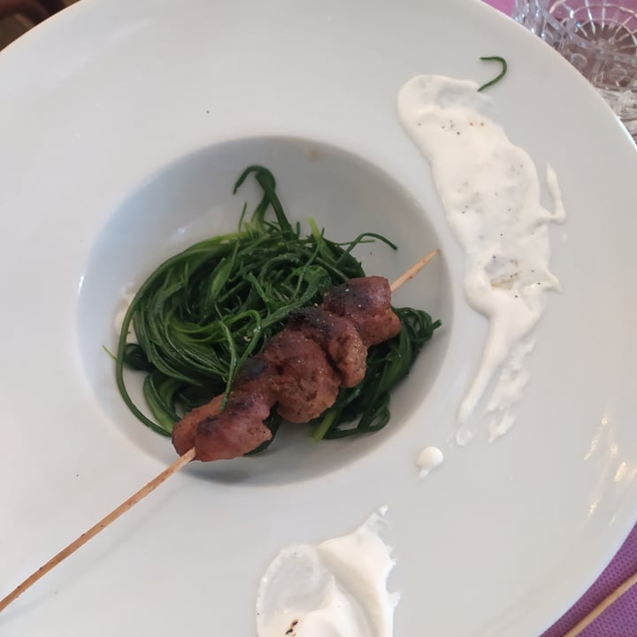 photo of L'OV Osteria Vegetariana Arrosticini con salsa verde shared by @smarrita on  18 Apr 2022 - review