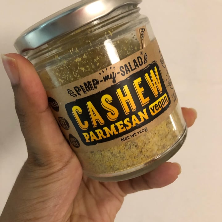 photo of Pimp My Salad Cashew Parmesan shared by @soniamariakarnail on  26 Apr 2021 - review