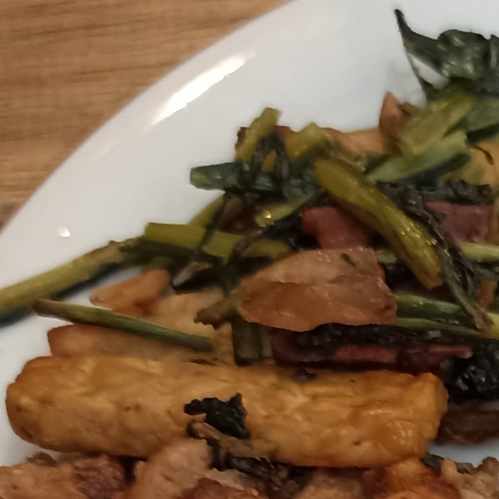 review photo of La Schiscetteria Tempeh con Cicoria shared by @marydelbasso on 08 Jul 2022 - review