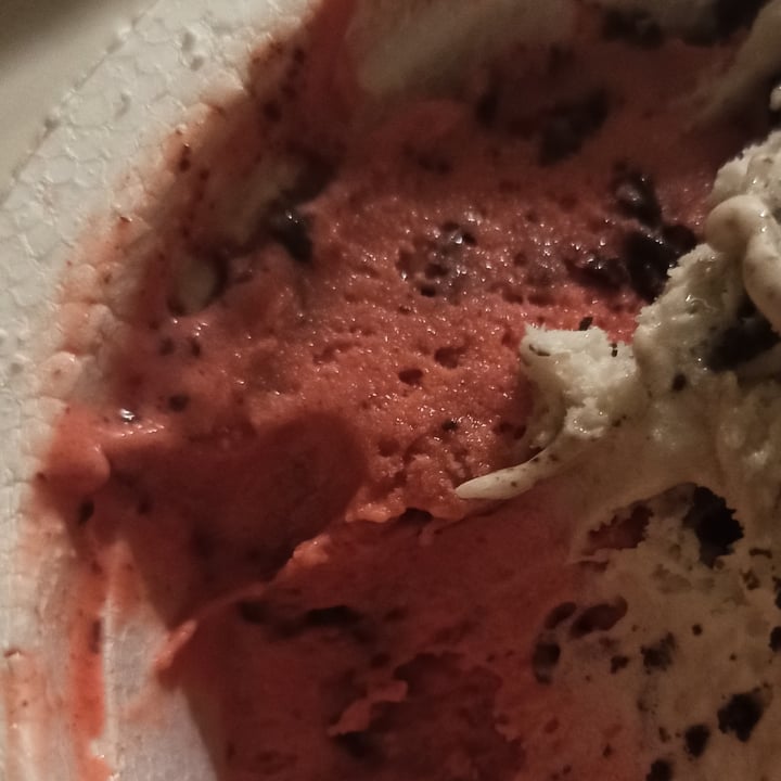 photo of Mileto Helados Frambuesa granizada shared by @yazalmonacid on  11 Sep 2022 - review