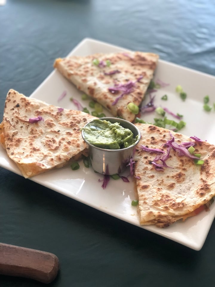 review photo of Luna Verde Vegan Mexican Restaurant Quesadilla shared by @sp3416 on 23 Aug 2019 - review