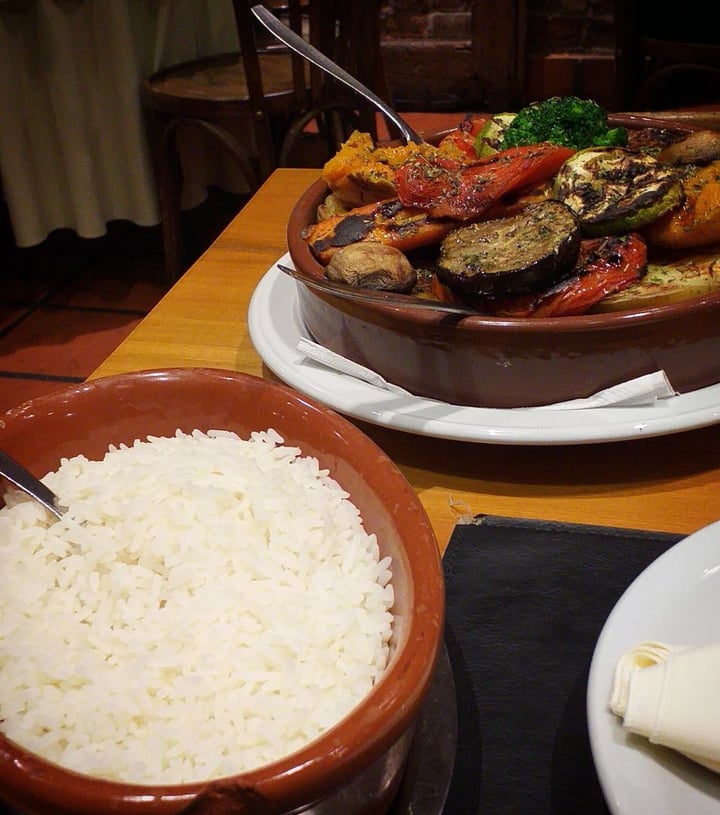 photo of Parrilla Don Ferro Parrillada De Vegetales Y Arroz shared by @pibitavegana on  05 Jan 2020 - review