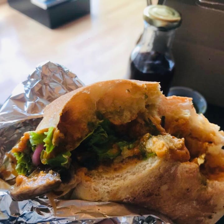 photo of La Cocinita Verde - Comida Vegana Sandwich de falafel shared by @landream on  05 Jul 2020 - review