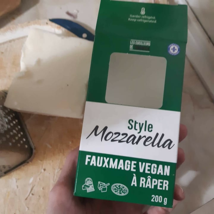 review photo of Les cueilleurs de tingwick Fauxmage Mozarrella shared by @aupoupoudoux on 08 Dec 2021 - review
