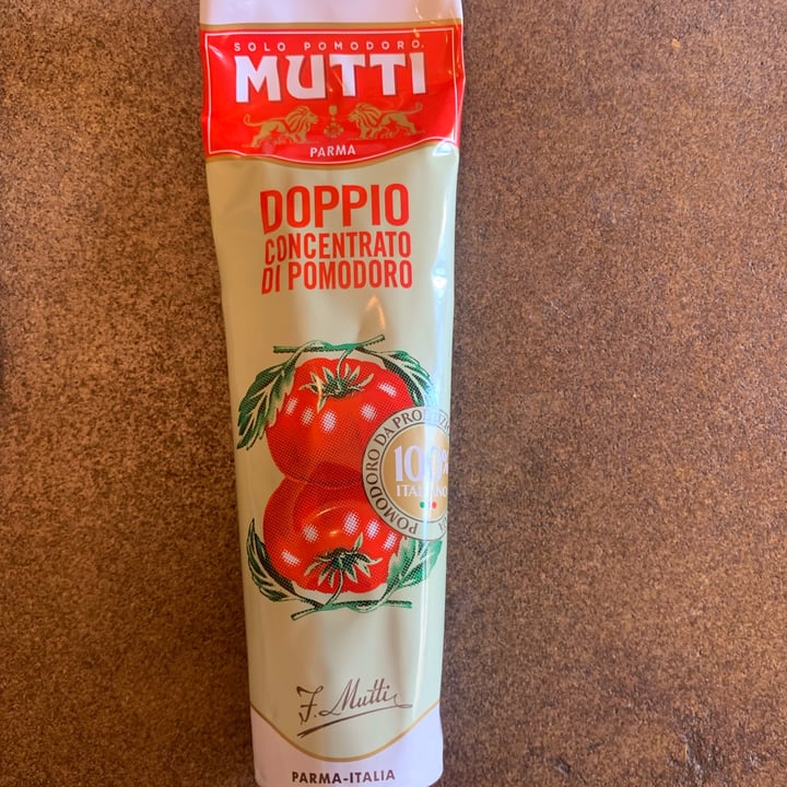 photo of Mutti Doppio concentrato di pomodoro shared by @martiborzi on  08 Sep 2022 - review