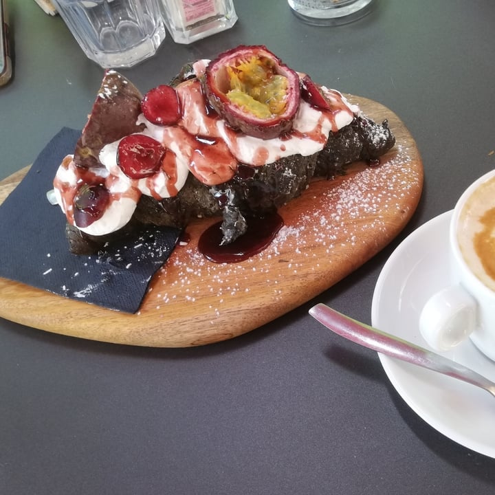 review photo of Efrem - Caffetteria, Pasticceria, Cucina Brioche Bomba shared by @snupa on 14 Oct 2020 - review