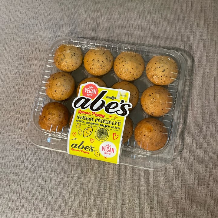 photo of Abe's Vegan Muffins Lemon Poppy Muffins shared by @sofiferracuti8 on  09 Jun 2022 - review