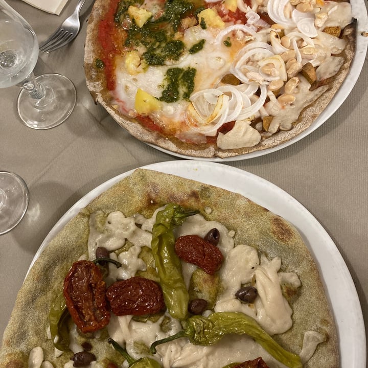photo of Il Papiro Pizza Fruttariana Due Gusti shared by @kundaluna on  29 Jul 2021 - review