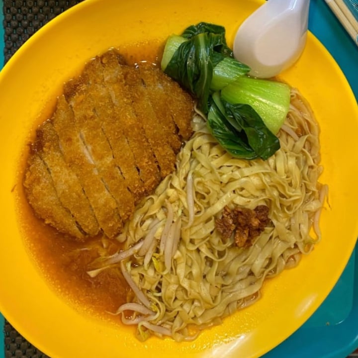 photo of Bodhi Deli 菩提斋 Chicken Cutlet Noodles shared by @yourvegetarianmom on  19 Mar 2022 - review